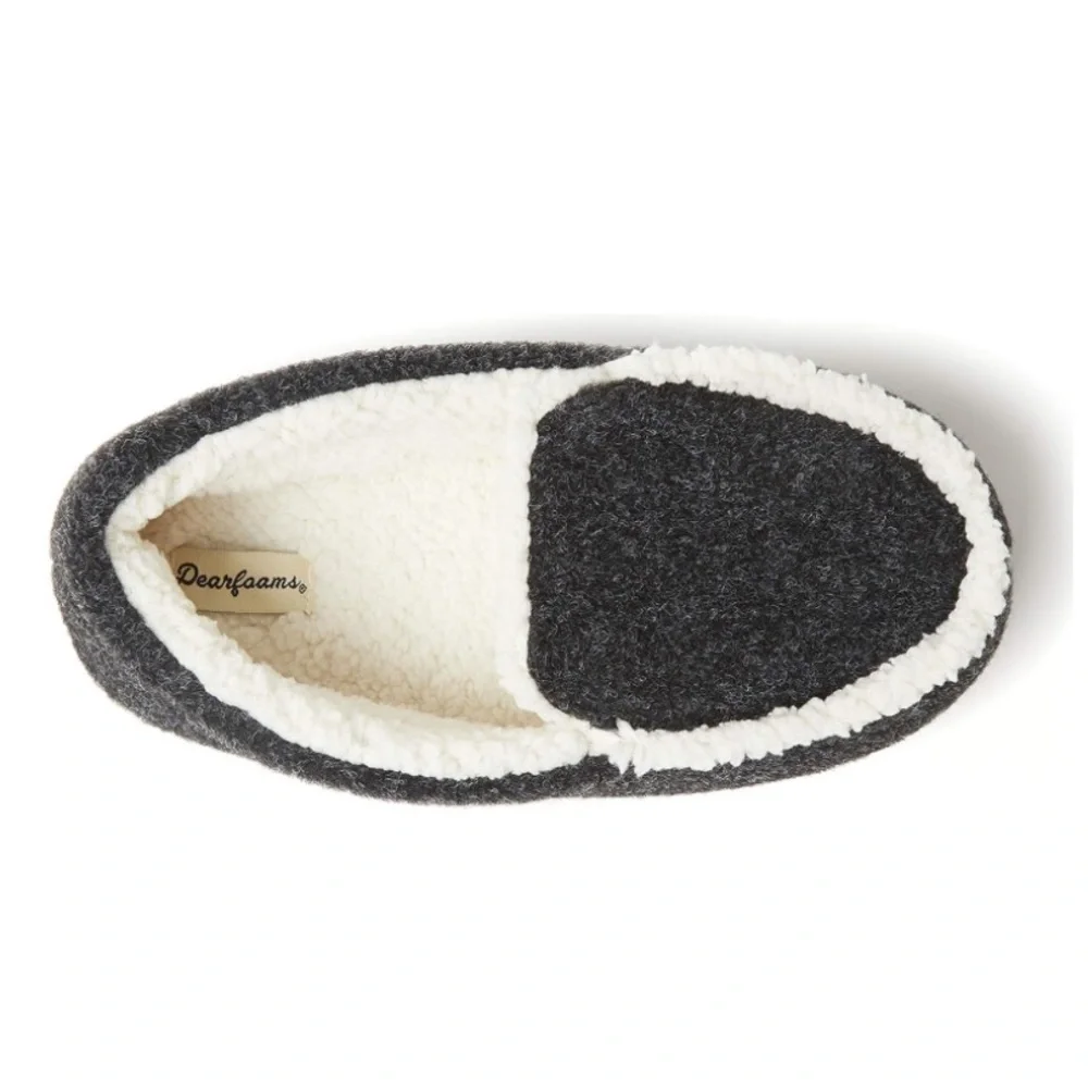 Dearfoams unisex child Hunter Felted Plaid Moccasin Slipper, Black Solid, Sz 2-3